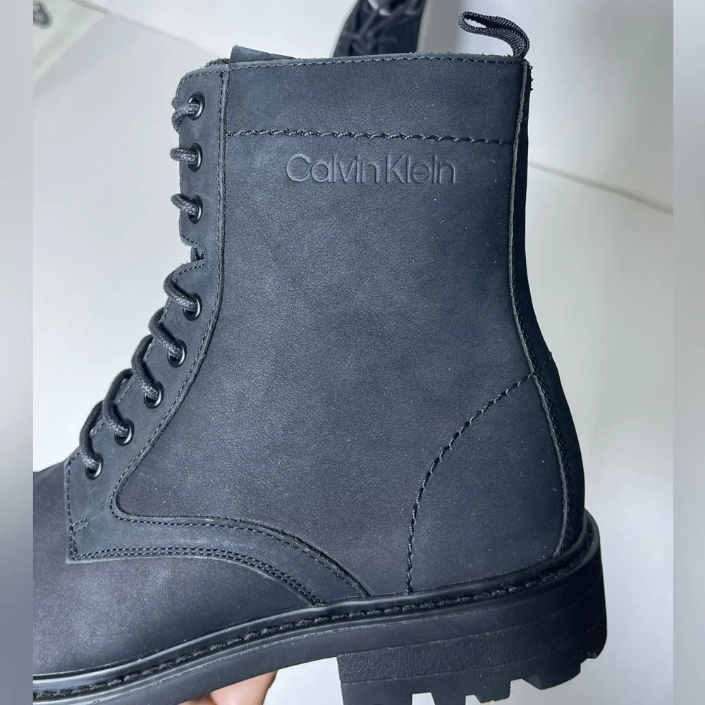 Calvin Klein Black Lorenzo Lace-Up Combat Boots Size 8M NWT With Box